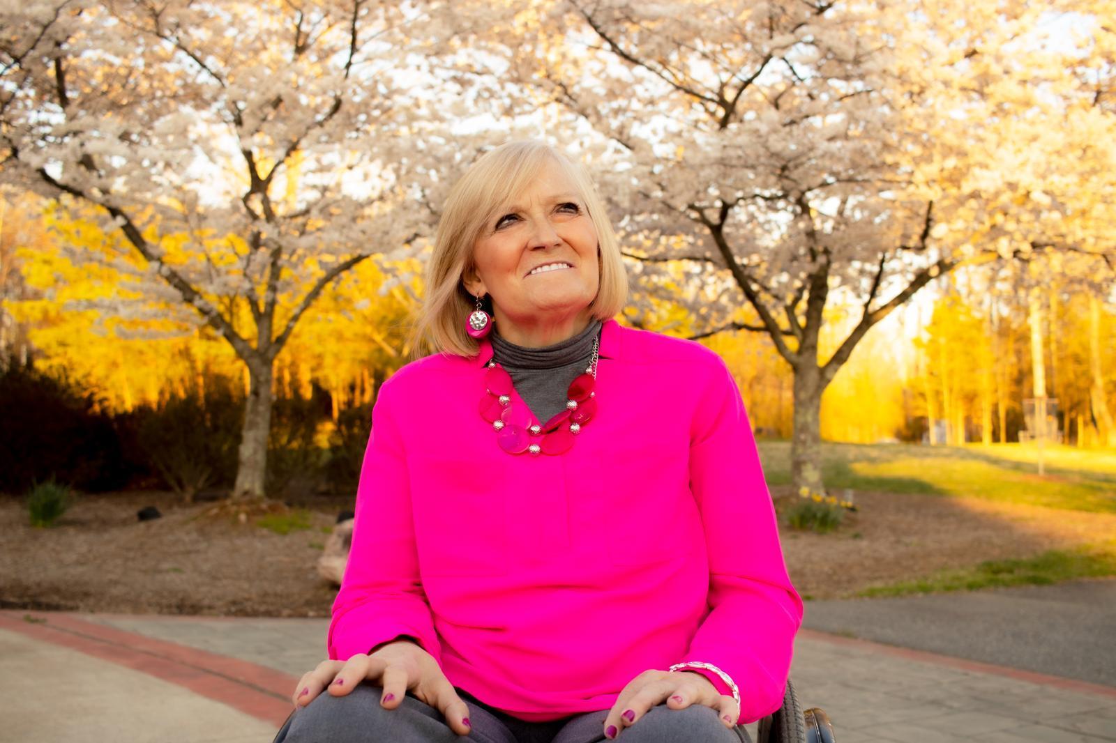 మేరీ వాజెటర్ మన్హార్డ్ట్ జీవితాన్ని జరుపుకుంటున్నారు