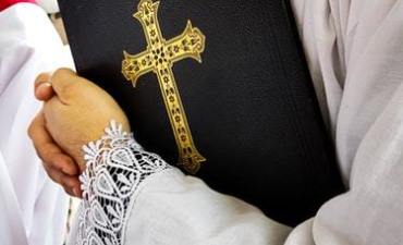 Police book Christian pastor over Pakistani flag display at Kerala prayer event