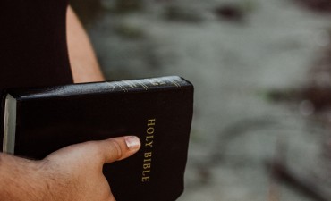 Allahabad HC finds no crime in Bible distribution, questions police conduct in UP conversion case