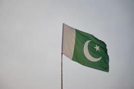 Church of Pakistan Bishop launches Lenten book at historic Dubai service