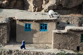 Afghan refugees in Iran face worsening crisis as violence and poverty grow