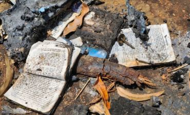 Fears of civil war in Manipur after violent attacks on Christians