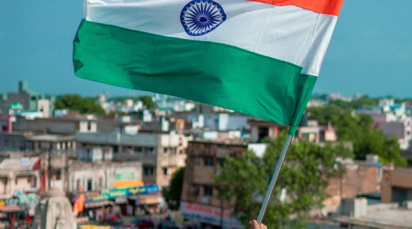 Large Tribal Rally in New Delhi Sparks Debate Over Rights of Christian and Muslim Converts