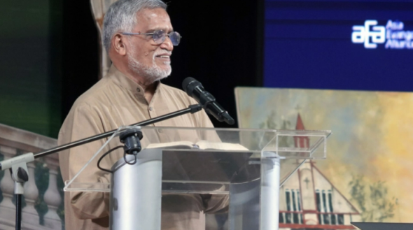 Christian Leader Urges Churches to Return to Personal Discipleship